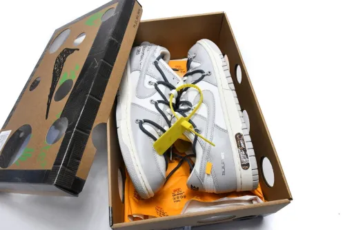  N  Dunk Low OW Lot 41 DM1602-105