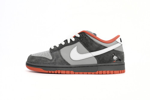  N  SB Dunk Low Staple NYC Pigeon 304292-011