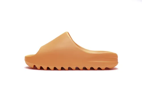 A Y**zy Slide Enflame Orange GZ0953