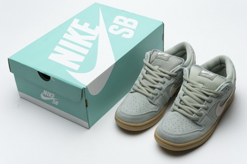  N  Dunk SB Low Island Green Gum BQ6817-300