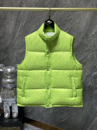 Full-printed criss-cross stand-up collar down vest