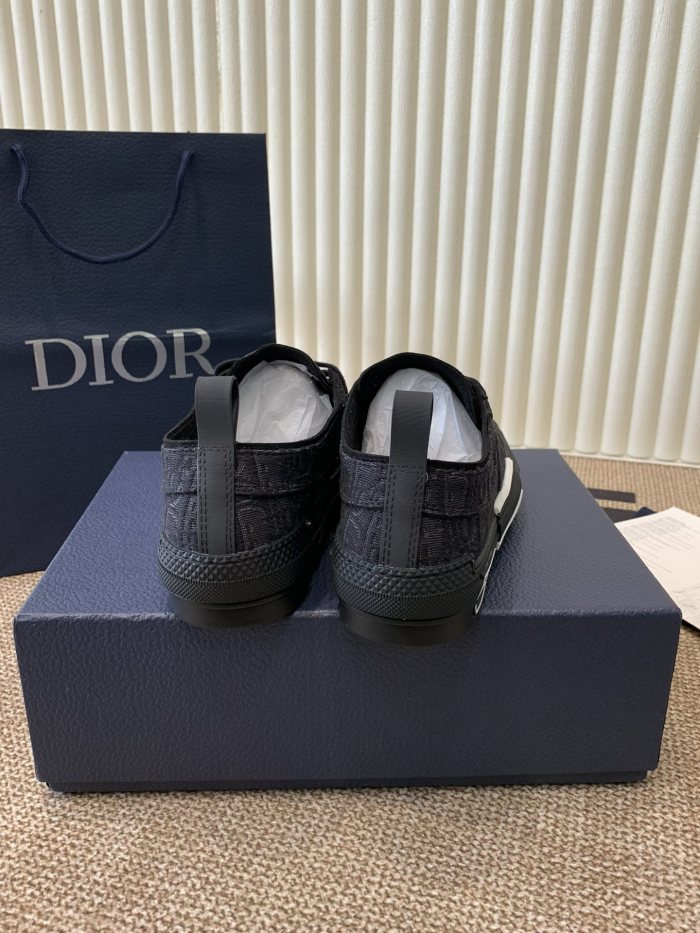 1:1 quality version B23 Classic Oblique Print Low Top Board Shoes 2 colors