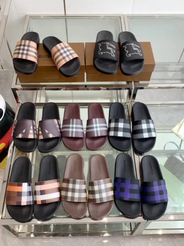 1:1 quality version Classic Check War Horse Print Slipperss 8 colors
