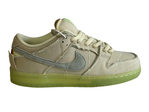 N  Dunk Glow-in-the-Dark Mummy Low Top Board Shoes