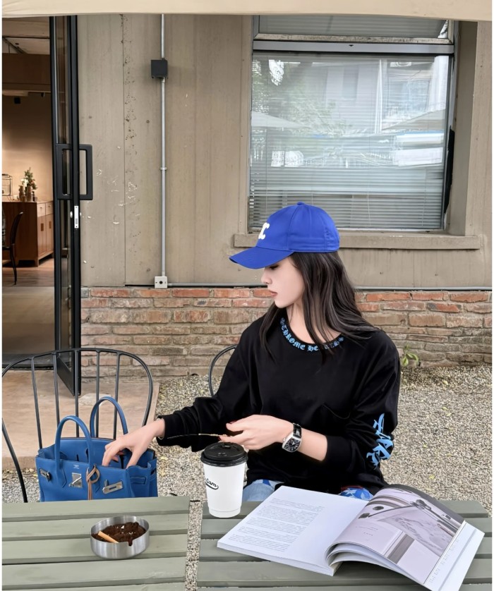 1:1 quality version 27878855 Blue Letter Print Long Sleeve T-Shirt