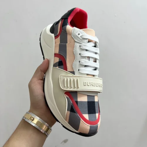 BURB5RRY VINTAGE CHECK SNEAKERS   BBR112