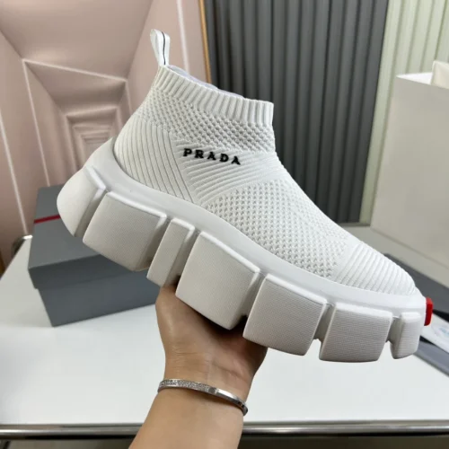 PR@DA@ SNEAKERS   PRD076