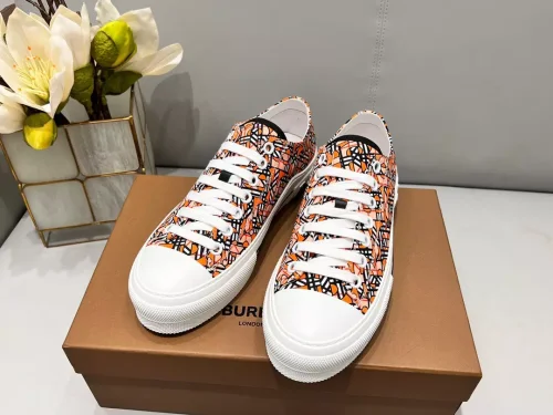 BURB5RRY CHECK COTTON SNEAKERS   BBR129