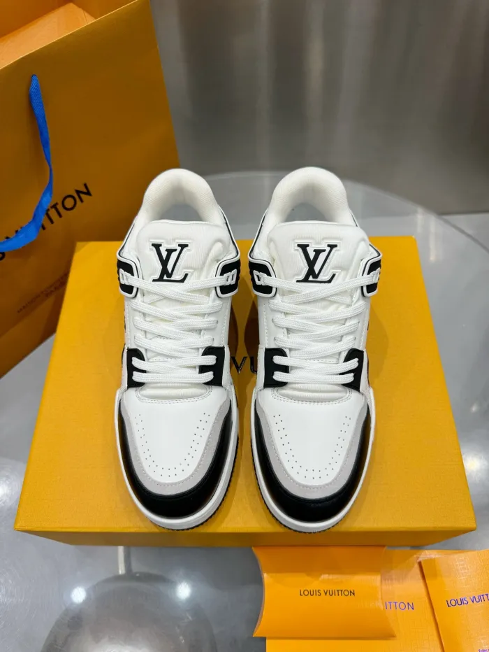 1:1 quality version 28030950 Trainer and Tyler Collaboration Sneakers 5 colors