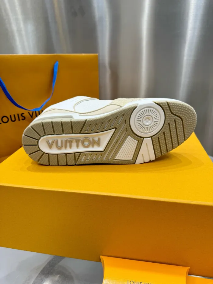 1:1 quality version 28030950 Trainer and Tyler Collaboration Sneakers 5 colors