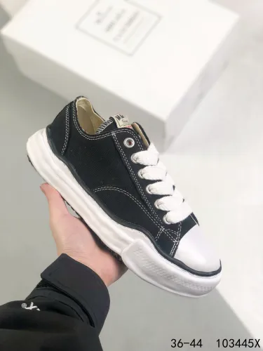 MMY Canvas flat toe caps low shoes-