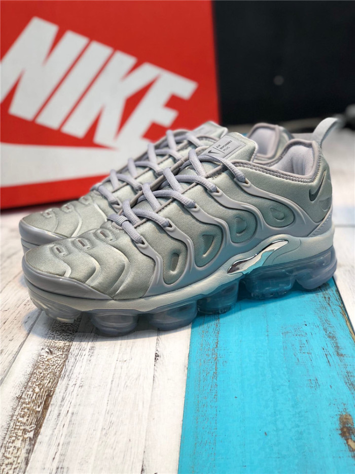 2018 Nike Air Vapormax Plus TN 009