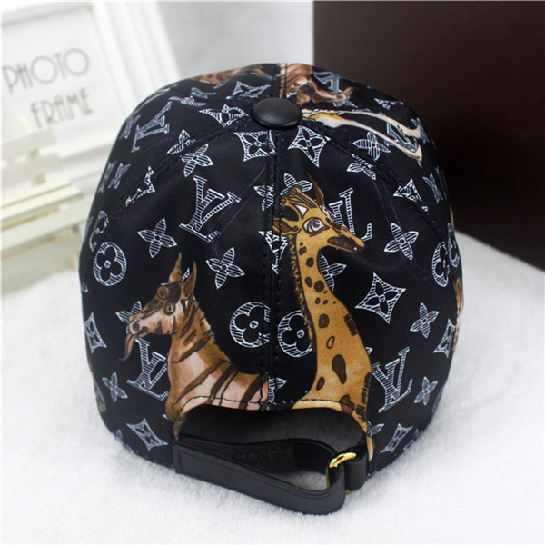 Louis Vuitton Baseball Cap With Box Full Package Size For Couples 028