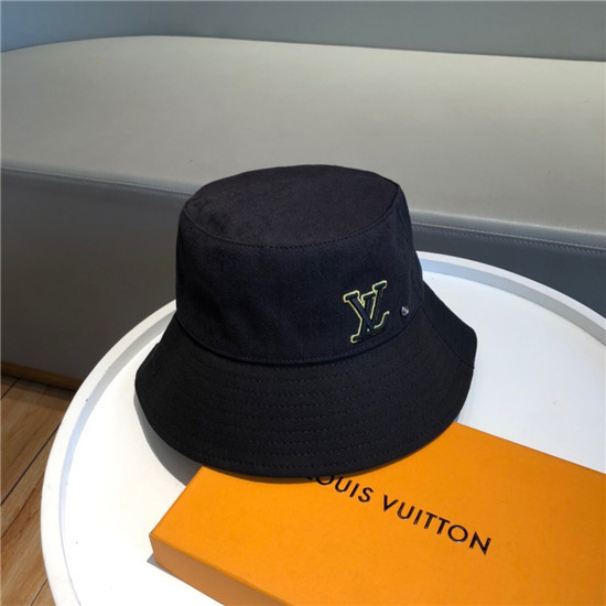 LV Cap 062