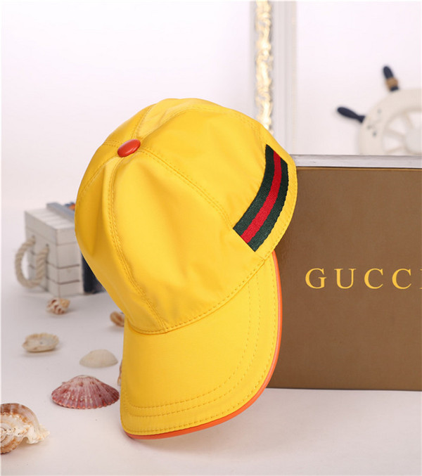 Gucci baseball cap with box full package size for couples 225