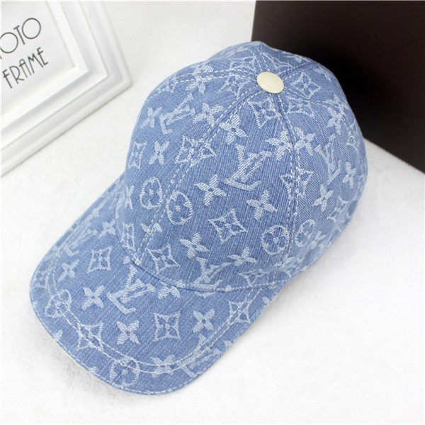Louis Vuitton Baseball Cap With Box Full Package Size For Couples 052