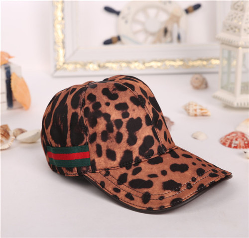 Gucci baseball cap with box full package size for couples 190