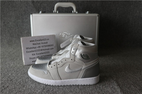 Nike Air Jordan 1 Retro Toyko Suitcase