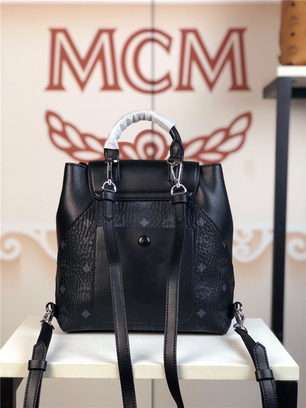 MCM Essential Backpack Size 24-21-12 002