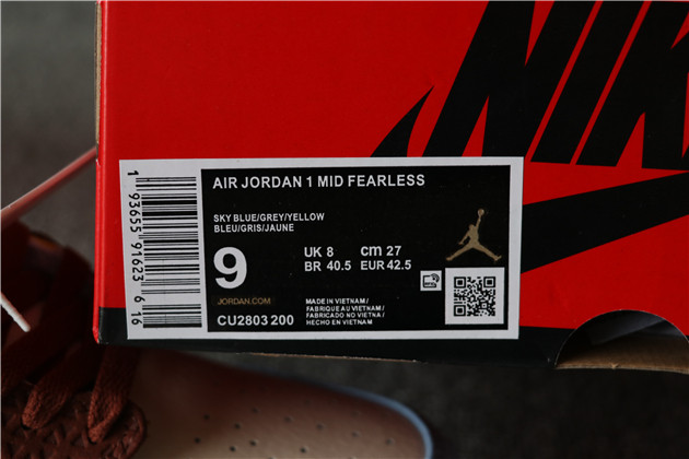 Nike Air Jordan 1 Mid Fearless Yellow