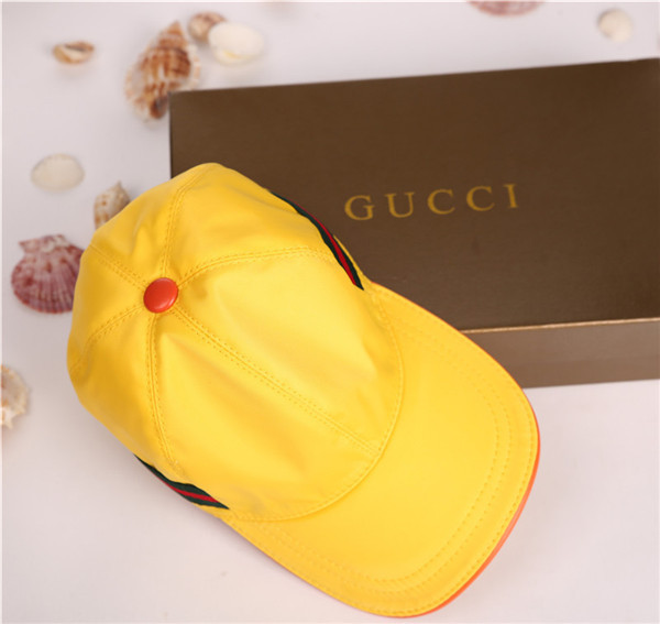 Gucci baseball cap with box full package size for couples 225