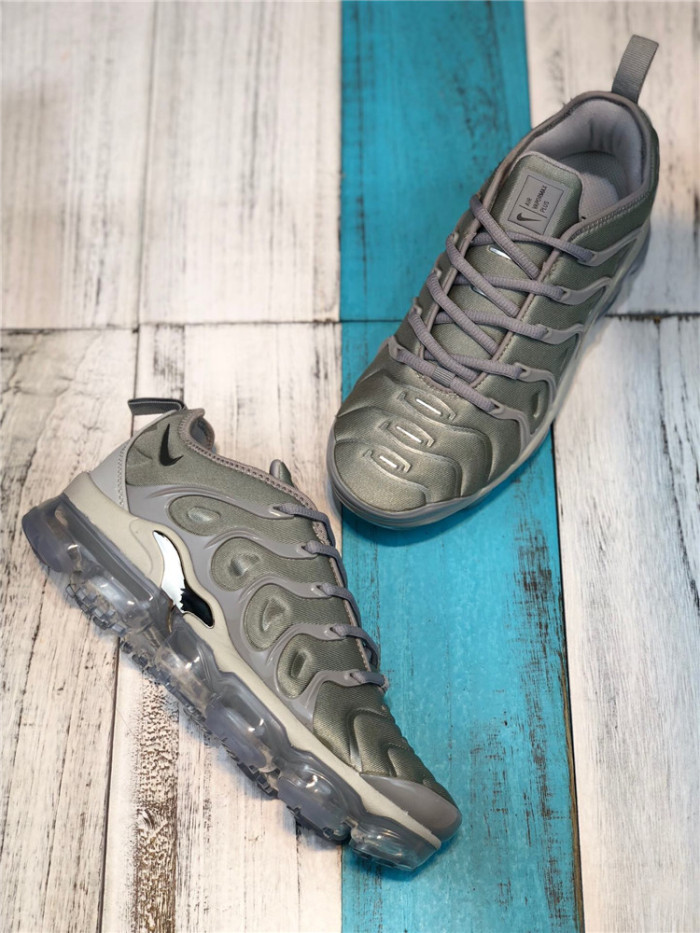 2018 Nike Air Vapormax Plus TN 009