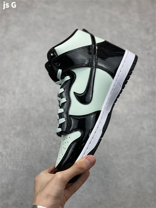 Nike SB Dunk High Barely Green