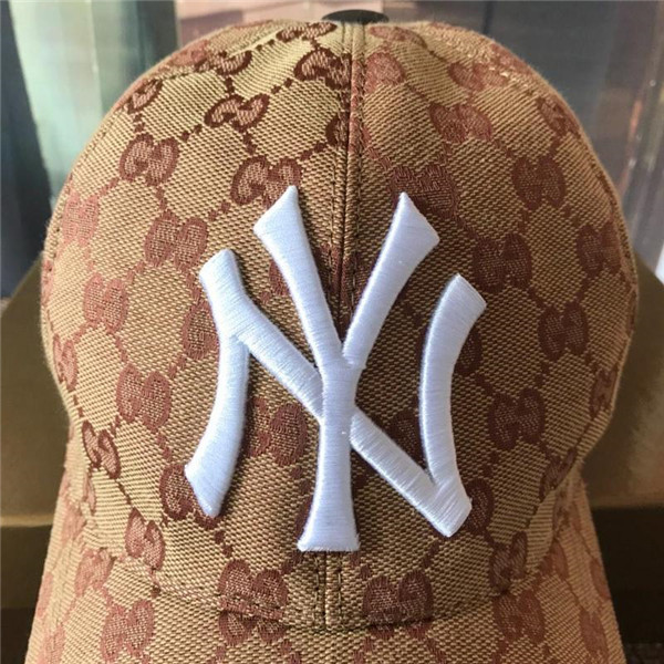 Gucci baseball cap with box full package size for couples 083