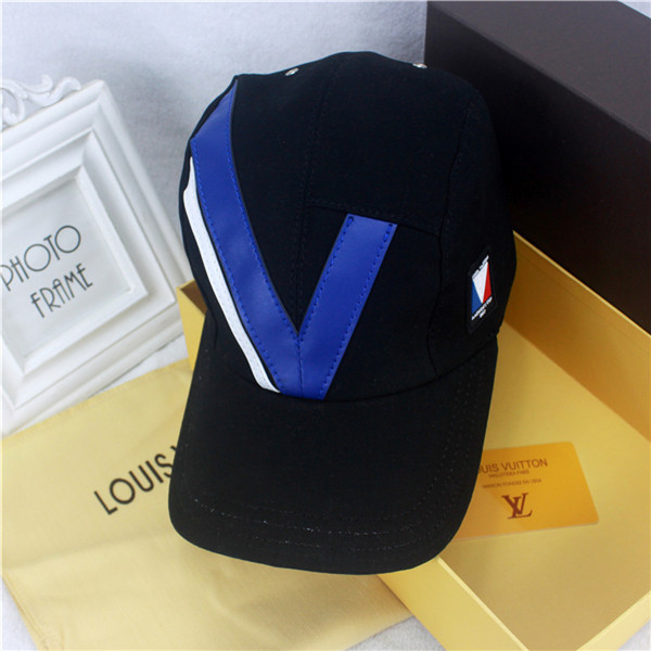 Louis Vuitton Baseball Cap With Box Full Package Size For Couples 030