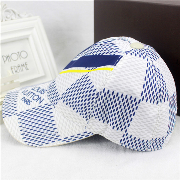 Louis Vuitton Baseball Cap With Box Full Package Size For Couples 027