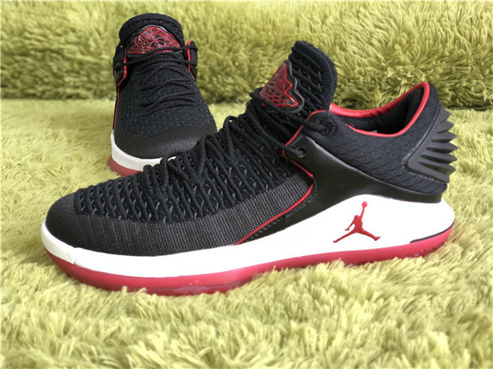 Authentic Nike Air Jordan 32 Low Black Red