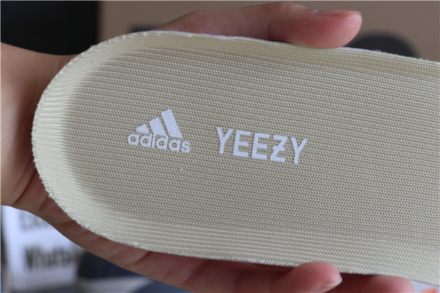 Adidas Yeezy Boost 700 Magnet
