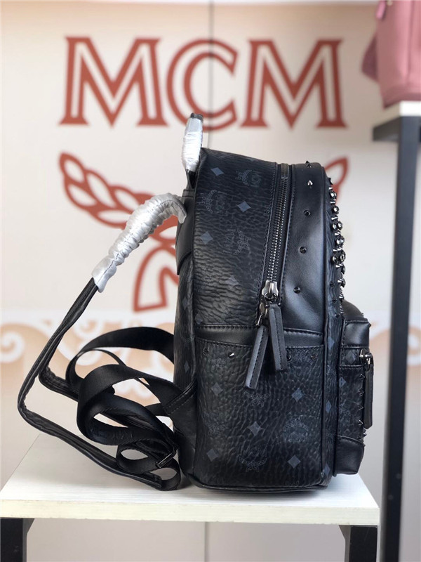 MCM Stark Diamond Visetos Backpack Size 26-33-13cm 001