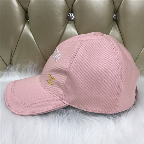 Louis Vuitton Baseball Cap With Box Full Package Size For Couples 015