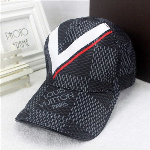 Louis Vuitton Baseball Cap With Box Full Package Size For Couples 026