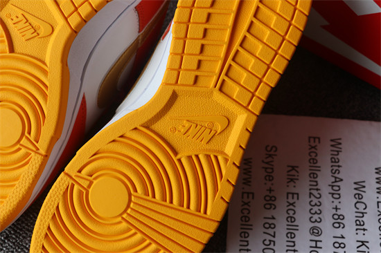 Nike SB Dunk Low Orange Gold