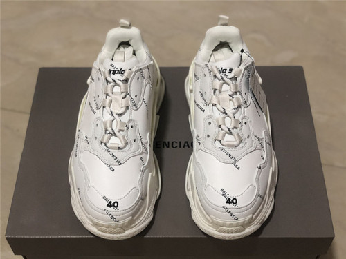 Balenciaga Triple-S 1.0 Sneaker 020