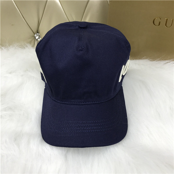 Gucci baseball cap with box full package size for couples 107