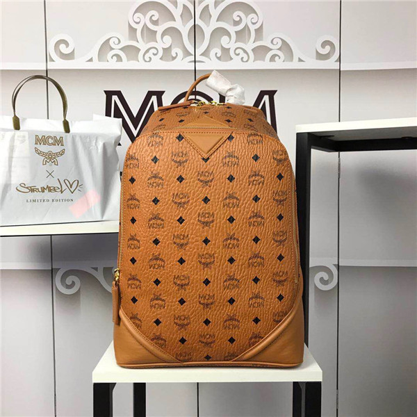 MCM Duke Backpack size 30-41-18 002