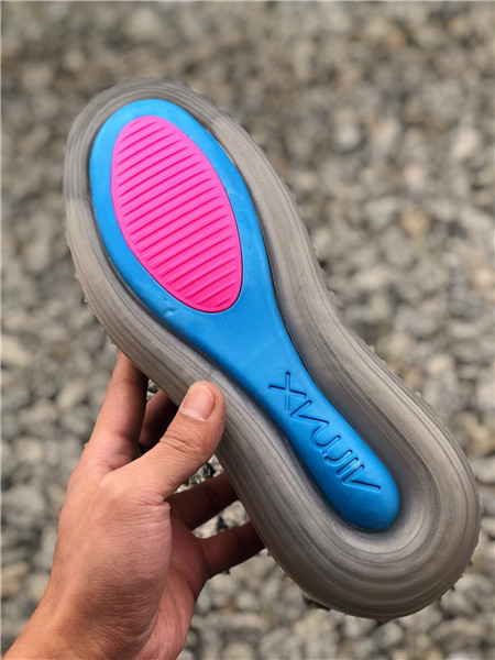 Nike Air Max 720 022