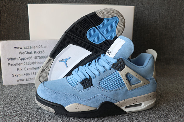 Nike Air Jordan 4 Retro UNC