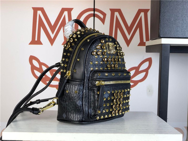 MCM Backpack 48k Rivet Size17-21-9cm 002