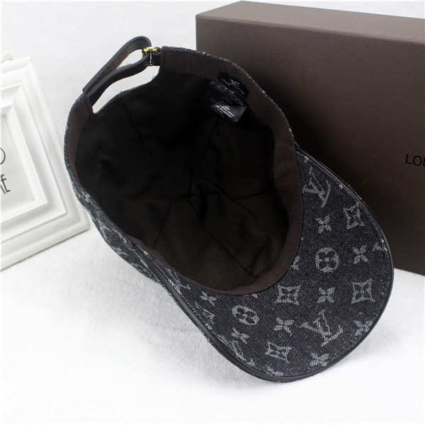 Louis Vuitton Baseball Cap With Box Full Package Size For Couples 051