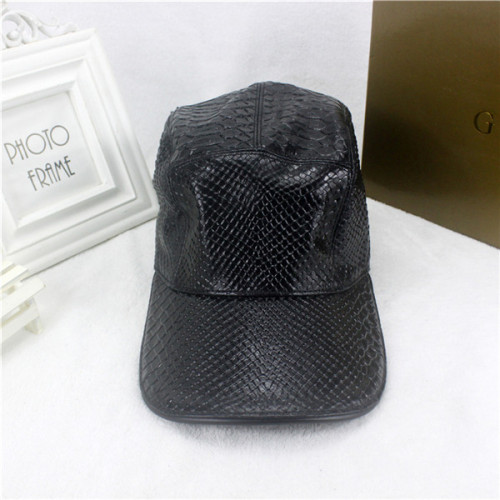 Gucci baseball cap with box full package size for couples 230