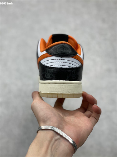 Nike SB Dunk Low Black Orange