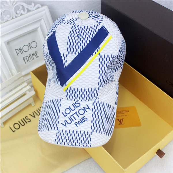 Louis Vuitton Baseball Cap With Box Full Package Size For Couples 027
