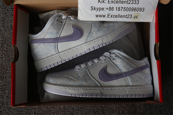 Nike SB DUNK Low Purple Suede