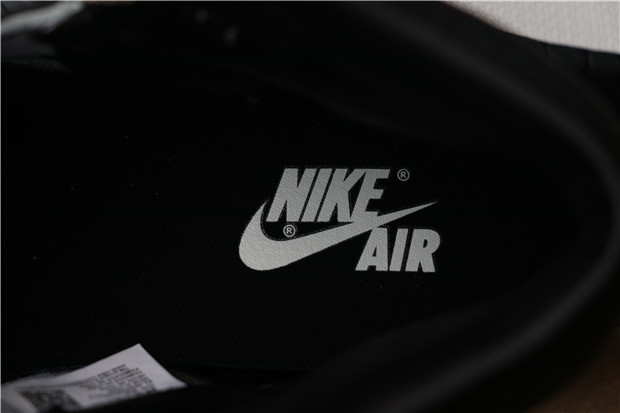 GS Nike Air Jordan 1 Retro Silver Toe