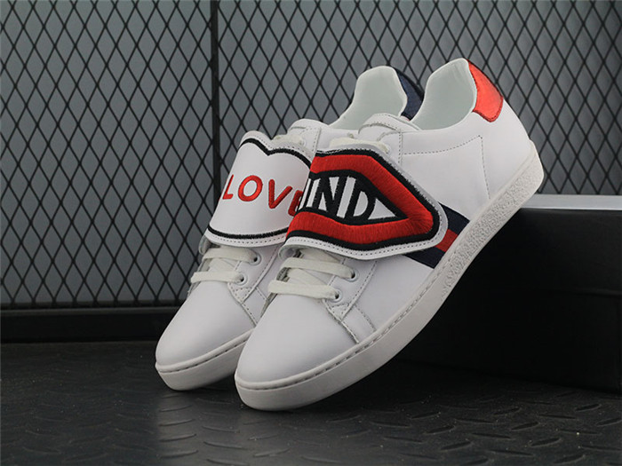 Gucci Ace Embroidered Low Top Sneaker Lips