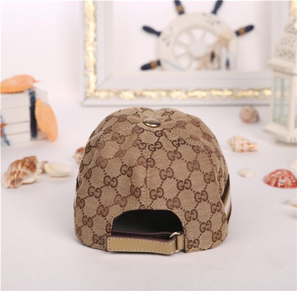 Gucci baseball cap with box full package size for couples 200